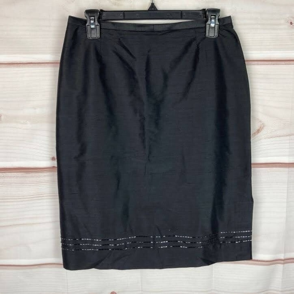 Classiques Entier Skirt Womens 8 Black Dupioni Silk Pencil Beaded Back Zip